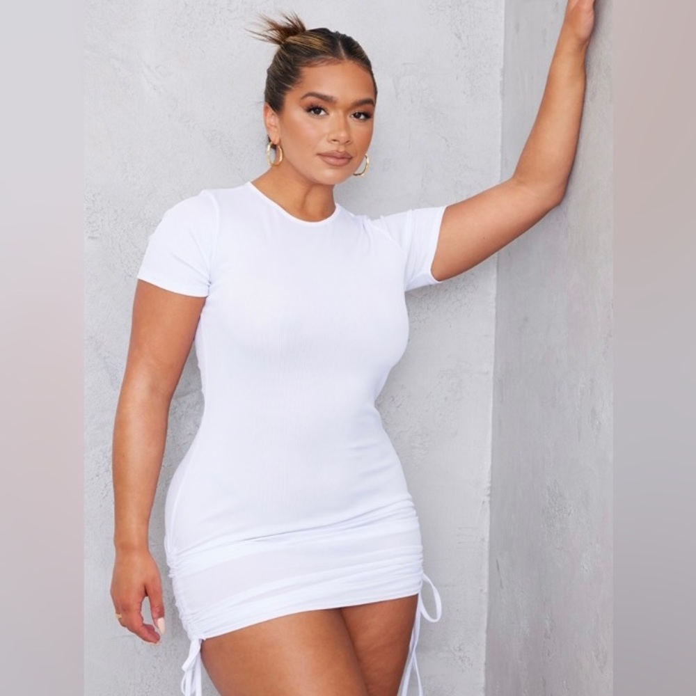 PrettyLittleThing Body Con Dress